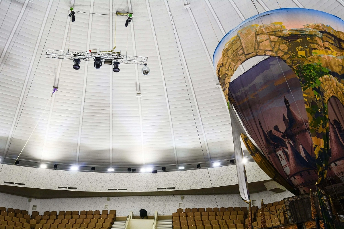 фото:Купол цирка в Нижнем Тагиле